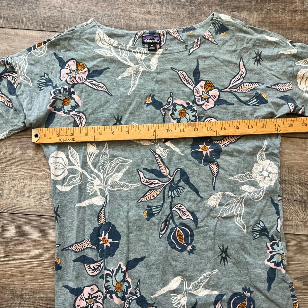 Patagonia XS Women’s Shirt - Picture 6 of 7